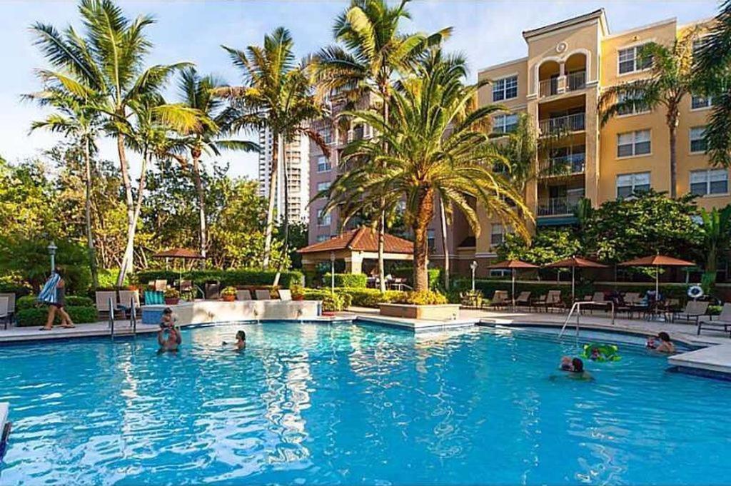 6-502 Amazing Water View - Three Bedrooms Aventura Exterior foto